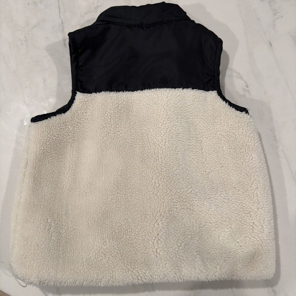 Tommy Bahama Kids Zip Sherpa Vest 2T EUC - Picture 3 of 3